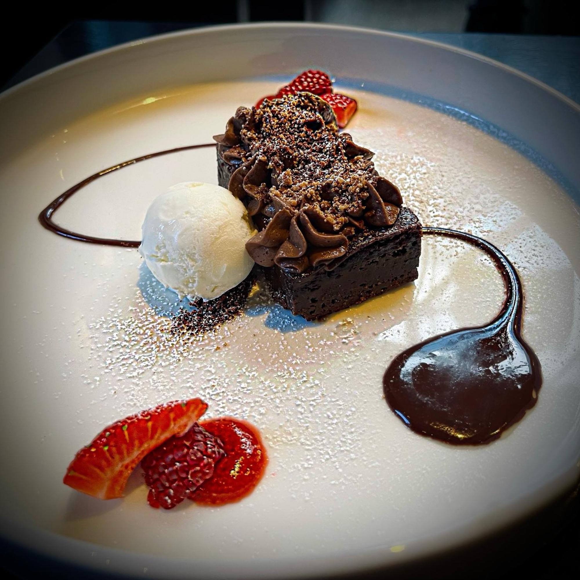 The Enniskillen Hotel And Motel ภายนอก รูปภาพ