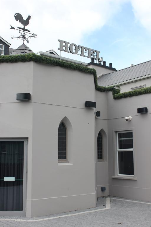 The Enniskillen Hotel And Motel ภายนอก รูปภาพ